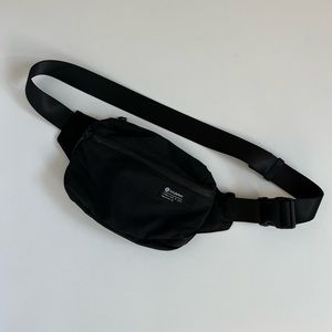 LULULEMON cross body black bag
